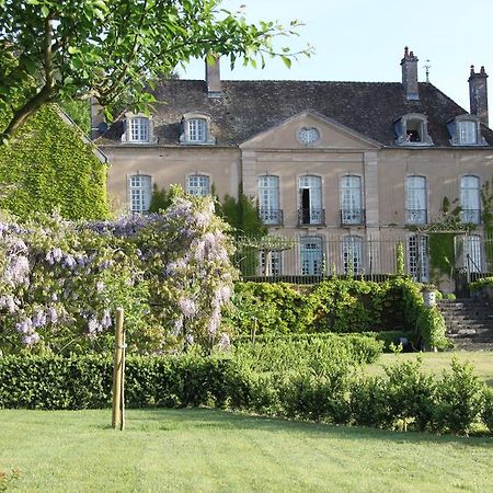 Chateau De Villette Poil Exterior foto